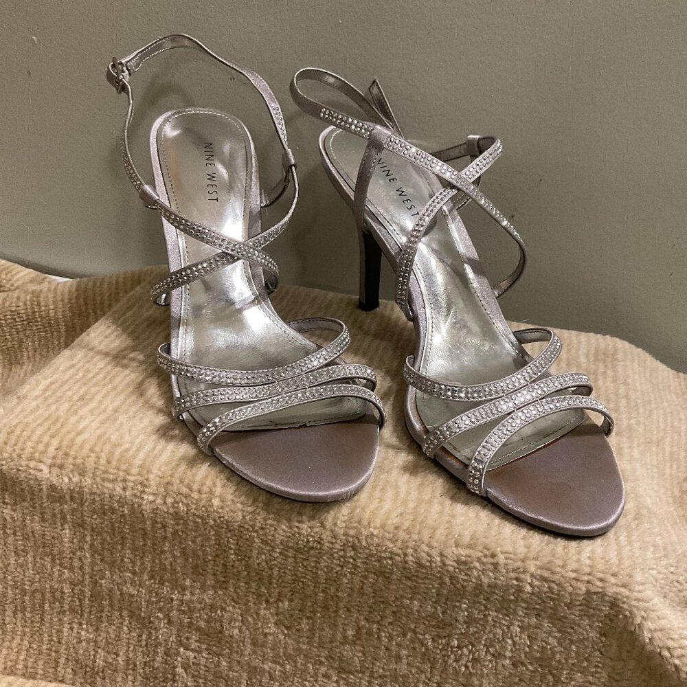 Nine West Sandals w/ small Studs Formal Heel Shoes - Size 7M